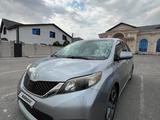 Toyota Sienna 2014 года за 7 500 000 тг. в Жанаозен – фото 3