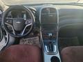 Chevrolet Malibu 2013 годаfor4 000 000 тг. в Атырау – фото 9