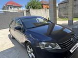 Volkswagen Passat 2014 года за 4 150 000 тг. в Алматы – фото 2