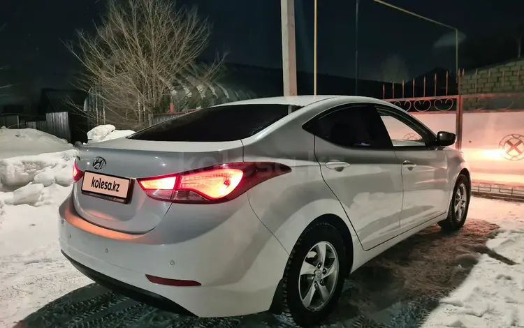 Hyundai Elantra 2015 годаүшін7 550 000 тг. в Астана