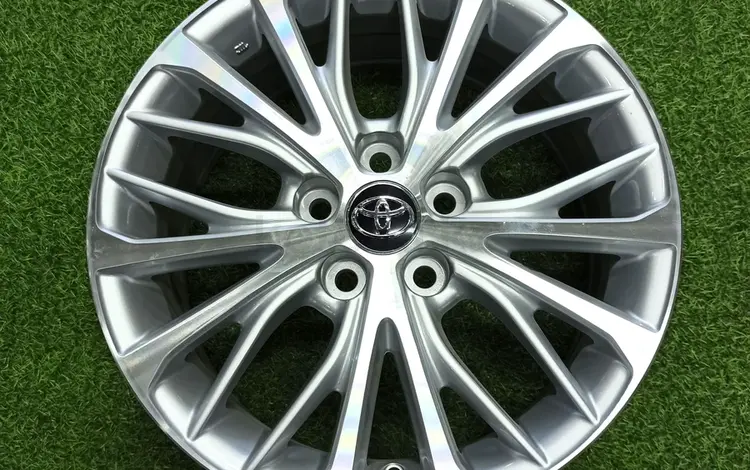 R17 Toyota Camry 70 за 220 000 тг. в Алматы