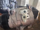 Компрессор кондиционера на 1GR Toyota за 80 000 тг. в Алматы