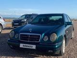 Mercedes-Benz E 230 1996 годаfor2 250 000 тг. в Байсерке – фото 3