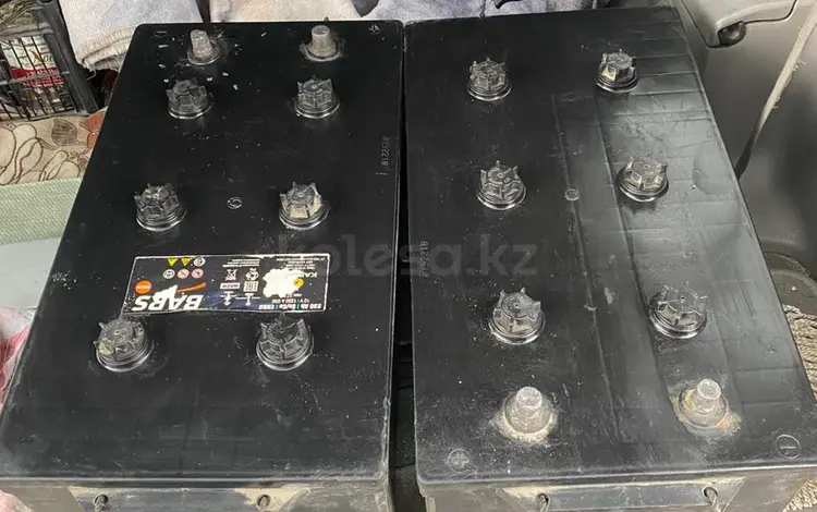 Аккумуляторы 230 на грузовик за 90 000 тг. в Алматы