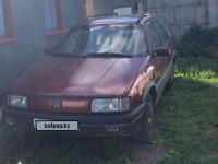 Volkswagen Passat 1993 годаүшін1 100 000 тг. в Новоишимский