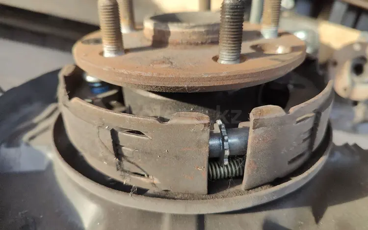 Механизм ручника Лексус ЖС 300 за 8 000 тг. в Алматы