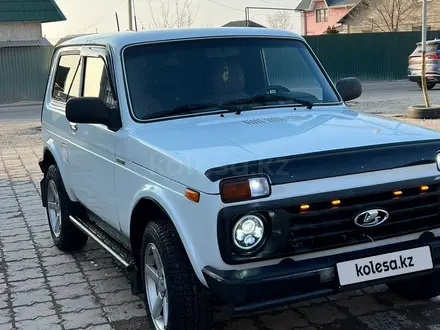 ВАЗ (Lada) Lada 2121 2014 года за 3 200 000 тг. в Алматы – фото 10