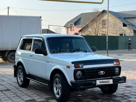 ВАЗ (Lada) Lada 2121 2014 года за 3 200 000 тг. в Алматы – фото 6