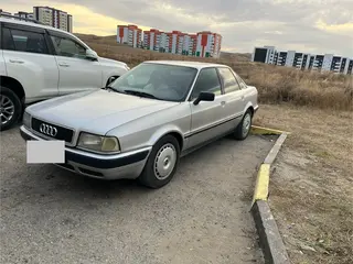 Audi 80