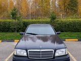 Mercedes-Benz C 200 1994 года за 1 200 000 тг. в Щучинск – фото 2