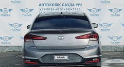 Hyundai Elantra 2019 года за 6 900 000 тг. в Актау – фото 2