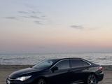 Toyota Camry 2017 года за 6 500 000 тг. в Жанаозен