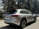 Volkswagen Touareg 2018 годаүшін25 700 000 тг. в Алматы