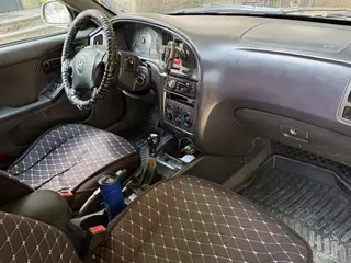 Hyundai Elantra, 2004