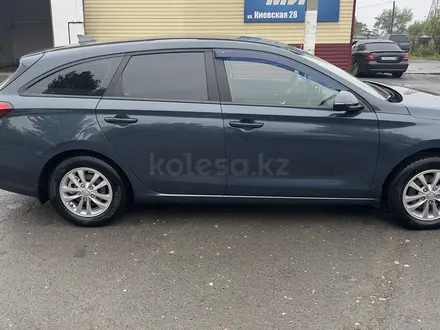 Hyundai i30 2022 года за 8 500 000 тг. в Костанай – фото 4