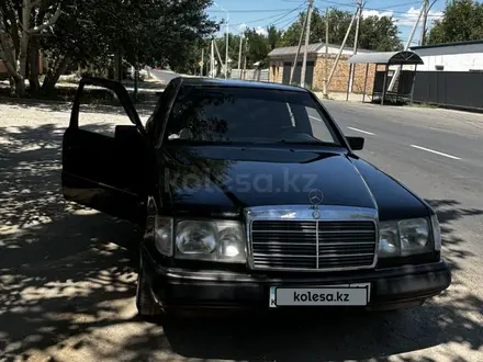 Mercedes-Benz E 300 1990 года за 1 100 000 тг. в Кызылорда