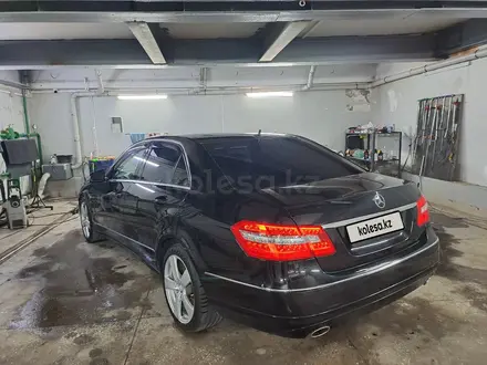 Mercedes-Benz E 350 2010 года за 9 000 000 тг. в Алматы – фото 13