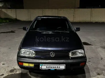 Volkswagen Golf 1993 годаүшін1 150 000 тг. в Тараз