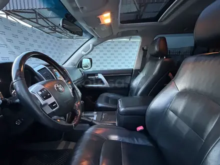 Toyota Land Cruiser 2014 года за 19 090 000 тг. в Алматы – фото 17