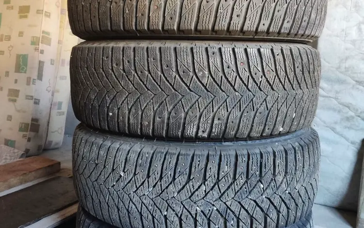 Зимняя шипованная резина Triangle Icelink 215/60 R17үшін120 000 тг. в Атырау