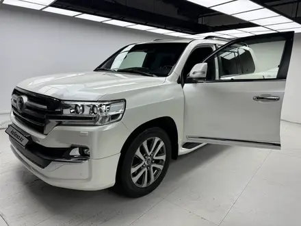 Toyota Land Cruiser 2019 года за 38 000 000 тг. в Алматы – фото 2