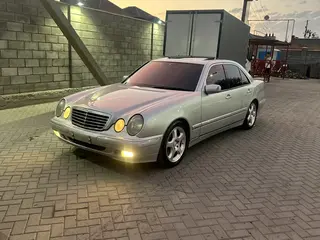 Mercedes-Benz E 430