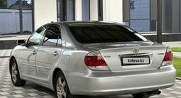 Toyota Camry 2005 года за 6 000 000 тг. в Шымкент – фото 2