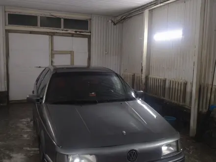 Volkswagen Passat 1993 года за 1 000 000 тг. в Кандыагаш