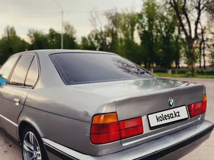 BMW 525 1990 года за 1 400 000 тг. в Тараз – фото 4