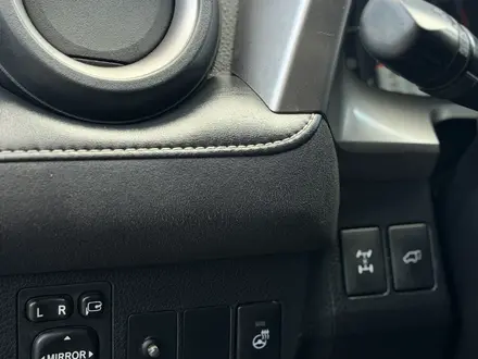 Toyota RAV4 2018 года за 8 850 000 тг. в Астана – фото 10