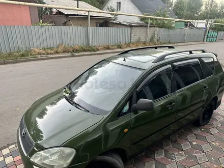 Toyota Avensis Verso 2003 года за 4 000 000 тг. в Алматы – фото 2