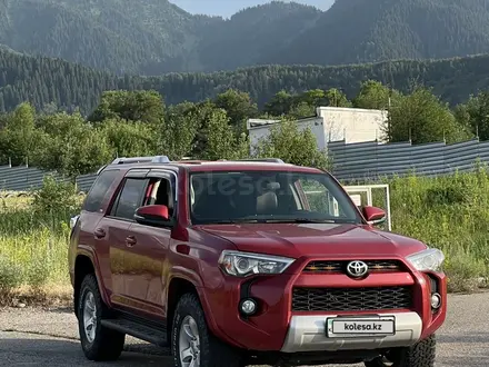 Toyota 4Runner 2016 года за 12 000 000 тг. в Алматы