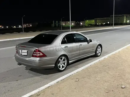 Mercedes-Benz C 320 2007 года за 4 100 000 тг. в Актау – фото 2