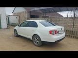 Volkswagen Jetta 2006 года за 2 700 000 тг. в Актау – фото 5