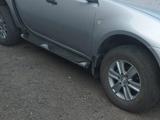 Mitsubishi L200 2011 года за 5 500 000 тг. в Семей – фото 2