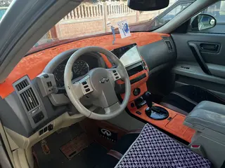 Infiniti FX35