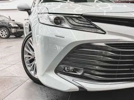 Toyota Camry 2019 года за 18 000 000 тг. в Алматы – фото 5