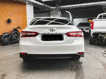 Toyota Camry 2019 года за 18 000 000 тг. в Алматы – фото 8