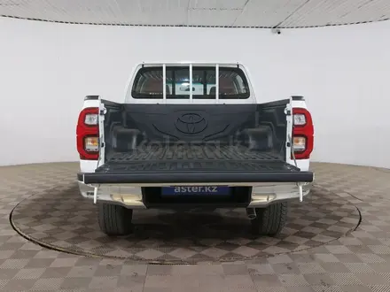 Toyota Hilux 2025 года за 26 250 000 тг. в Шымкент – фото 9