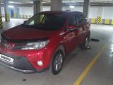 Toyota RAV4 2015 года за 11 500 000 тг. в Караганда – фото 2