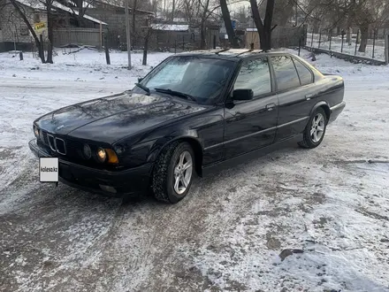 BMW 520 1993 года за 1 550 000 тг. в Шу