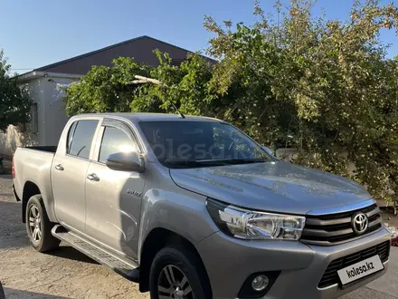 Toyota Hilux 2016 года за 12 000 000 тг. в Кульсары – фото 2