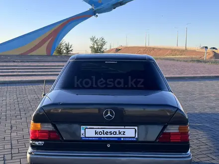 Mercedes-Benz E 280 1992 года за 1 400 000 тг. в Караганда – фото 5