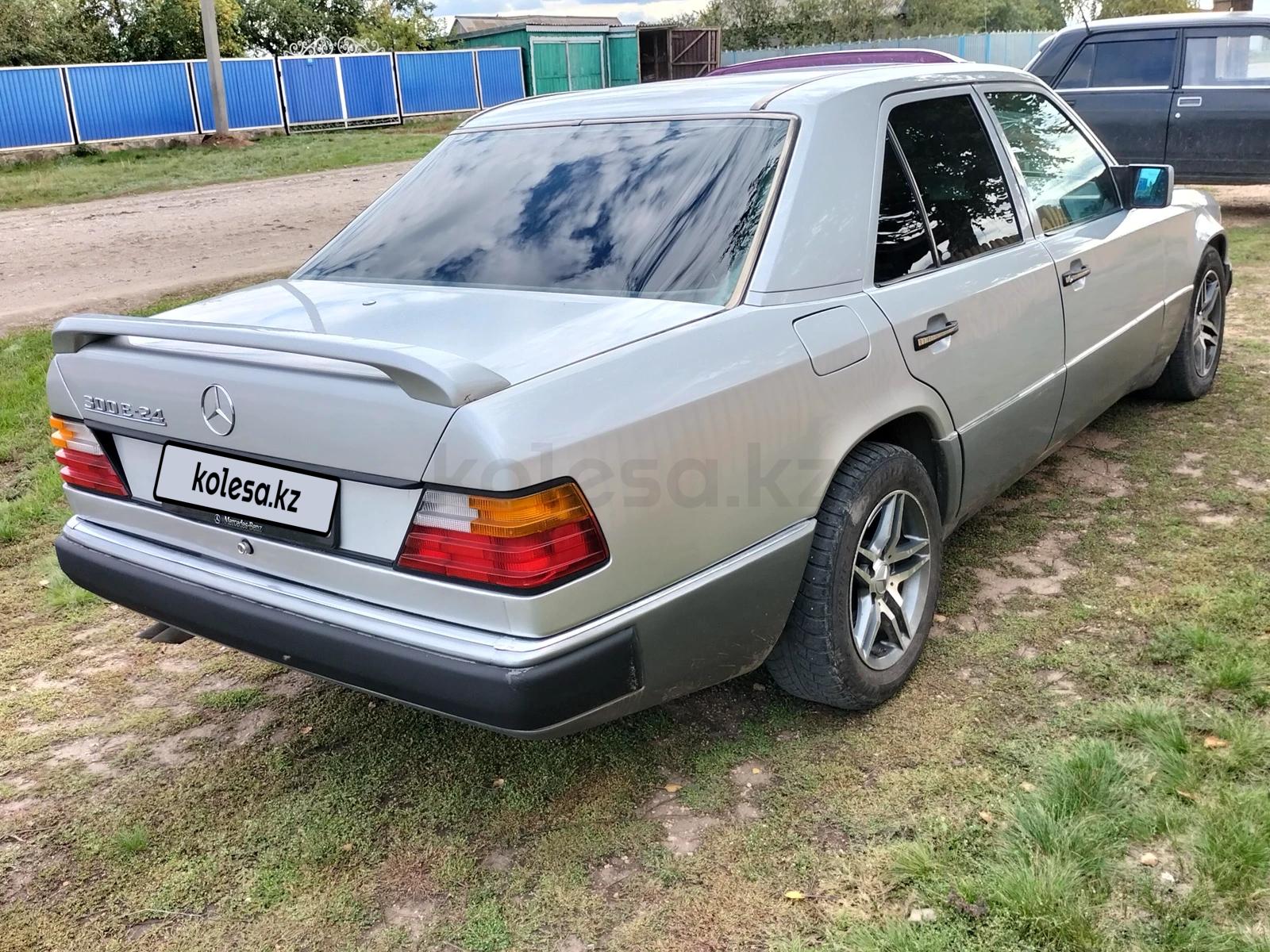 Mercedes-Benz E 300 1991 г.