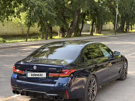 BMW 550 2022 года за 40 000 000 тг. в Алматы
