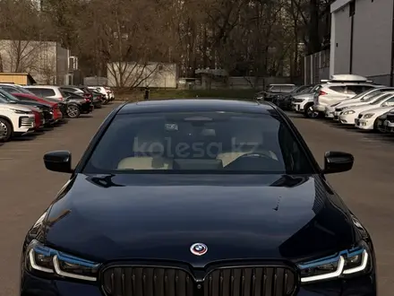 BMW 550 2022 года за 40 000 000 тг. в Алматы – фото 8