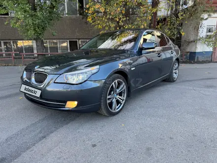 BMW 520 2009 года за 7 500 000 тг. в Алматы