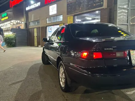Toyota Camry 1998 года за 3 300 000 тг. в Алматы – фото 2