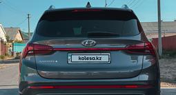 Hyundai Santa Fe 2023 года за 16 000 000 тг. в Атырау – фото 4
