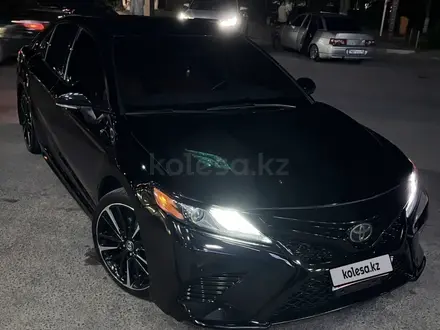 Toyota Camry 2019 года за 10 000 000 тг. в Актау